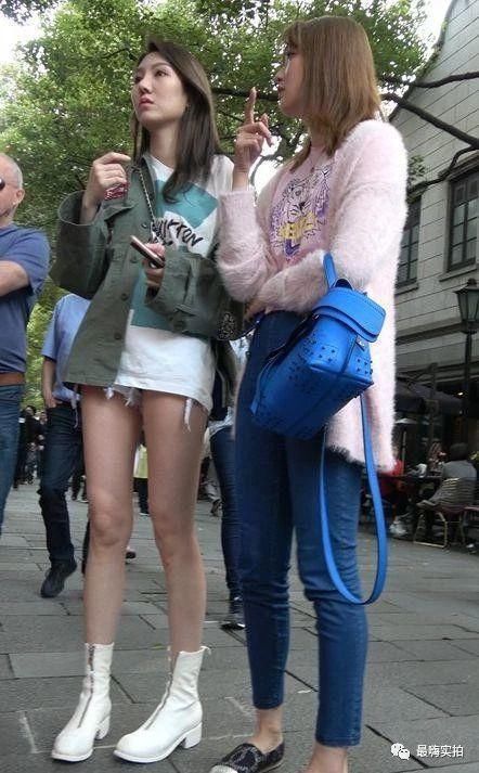 街拍:大长腿温柔俏丽的女子，做老婆首选