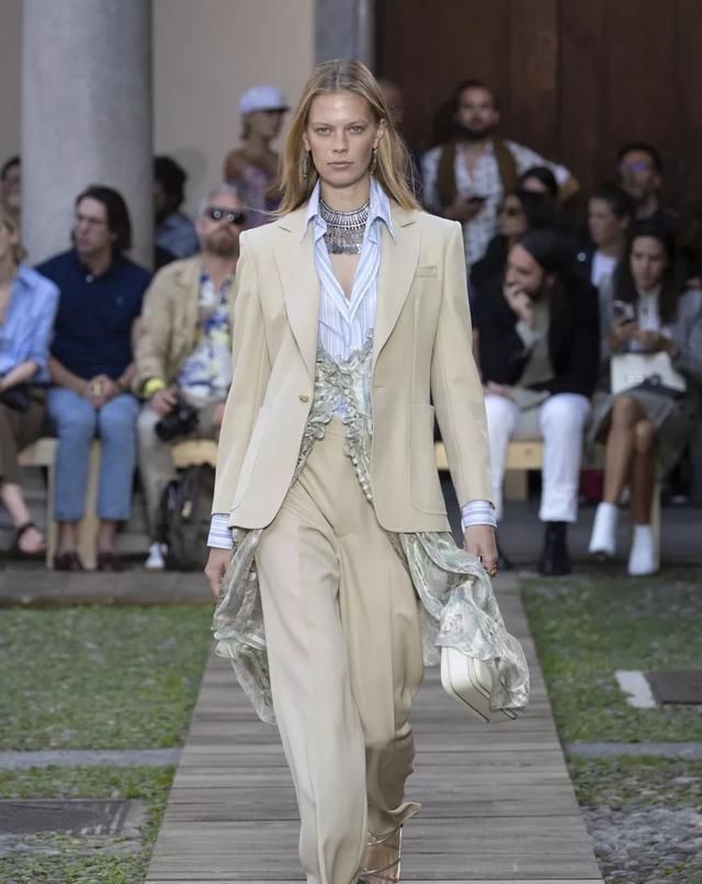 「ETRO」ETRO艾绰女装2020春夏时装系列:何为Punchline?