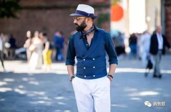 全球最骚气的男人又聚会了，这样穿才能赢