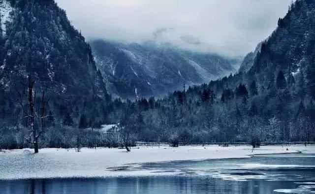  「叫板」四川敢叫板九寨沟和稻城亚丁的小城，美得惊人却很低调