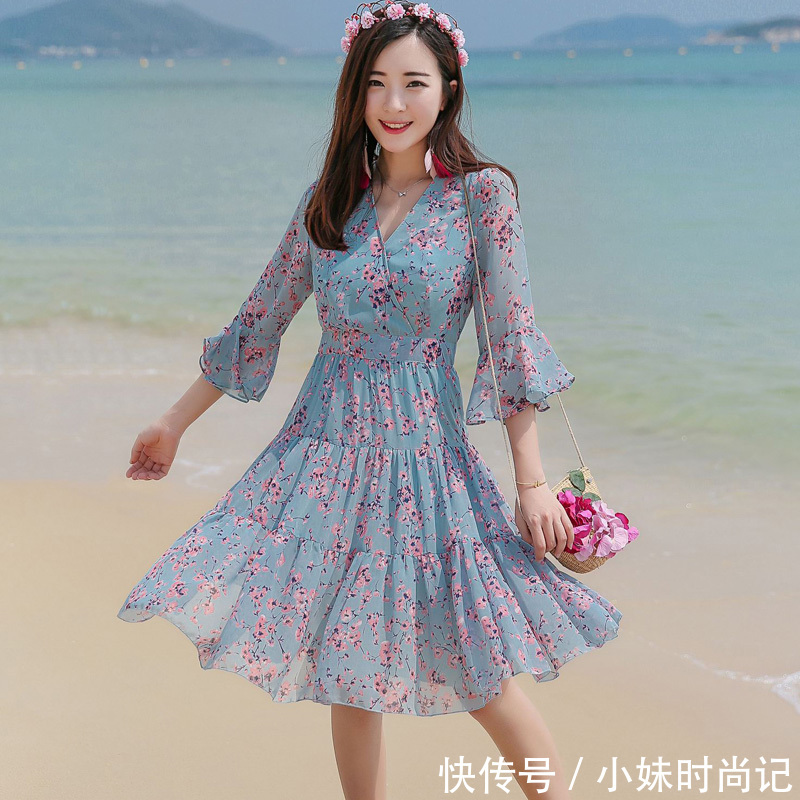  「脱掉」职场女性，穿这8款连衣裙，脱掉西装也能气场十足