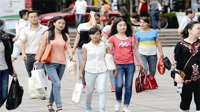 越南专家：中国的环境和越南不相上下，听听在中国的越南人怎么说