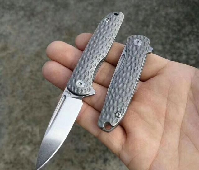 『鉴赏』「鉴赏」绿刺熊牛仔裤轴承折叠刀