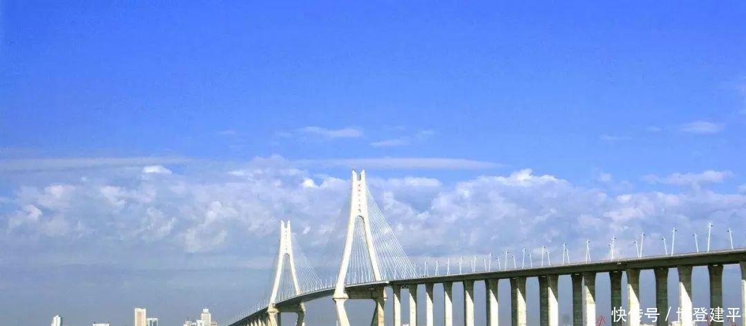 我国将要建设的一条新高铁线路, 连接广东和广西, 耗资达到172亿