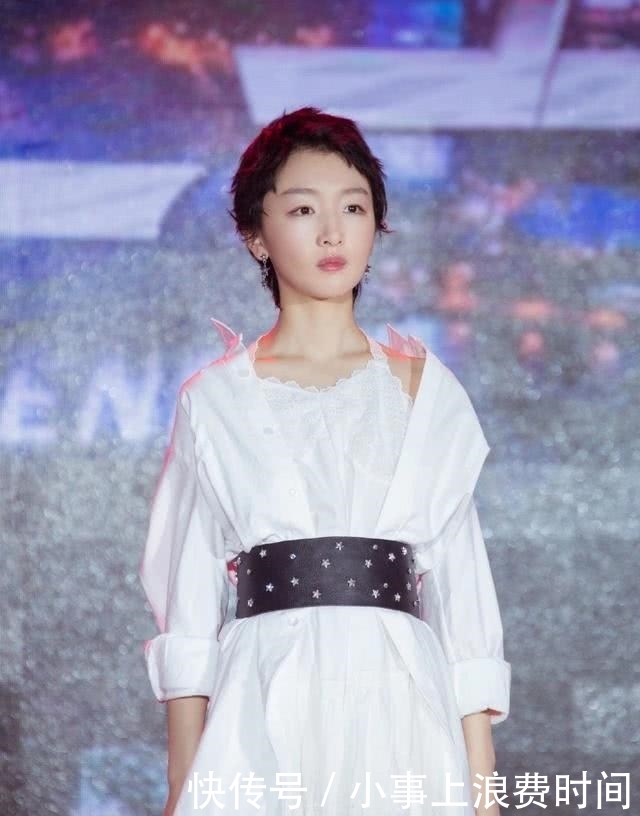 【时髦】春天选对“腰封”，显瘦又时髦，注定你比别人美！