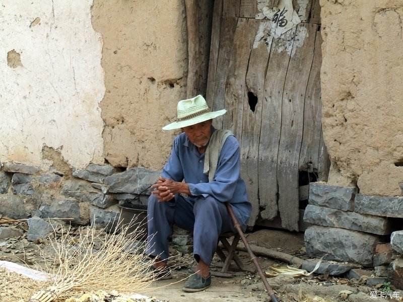  「远离」【探歌】 远离城市喧嚣的乡村是什么样子