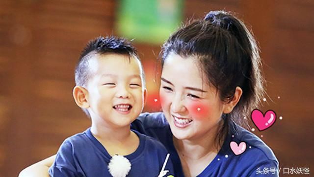 儿子被人造谣抹黑，何洁发文怒怼，这四个字看得让人心疼