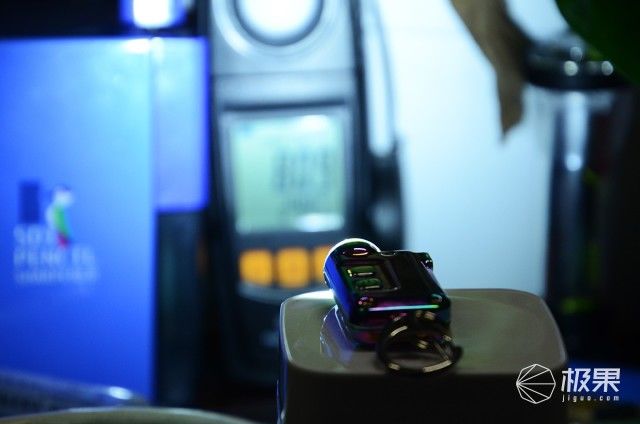 NITECORE TINI 炫彩钥匙灯上手,外表酷炫 无惧黑暗