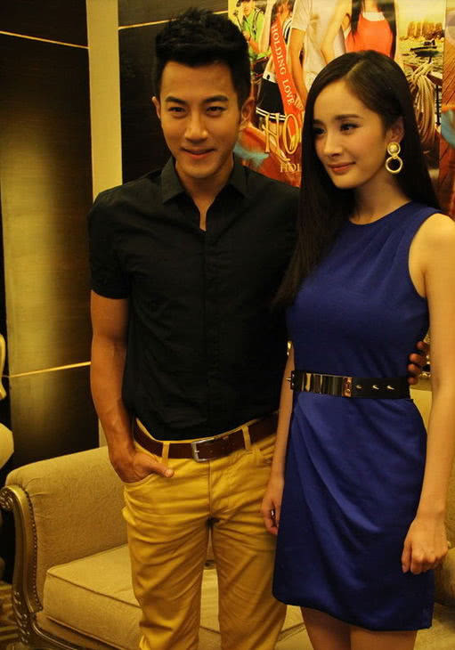 时隔三年刘恺威再次秀恩爱，破离婚传言，小糯米要有弟弟了