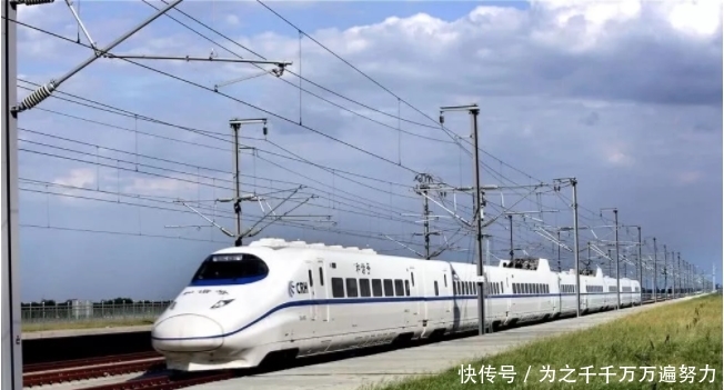  #高铁#中国“最牛”交通枢纽，飞机和高铁在此无缝连接，其他城