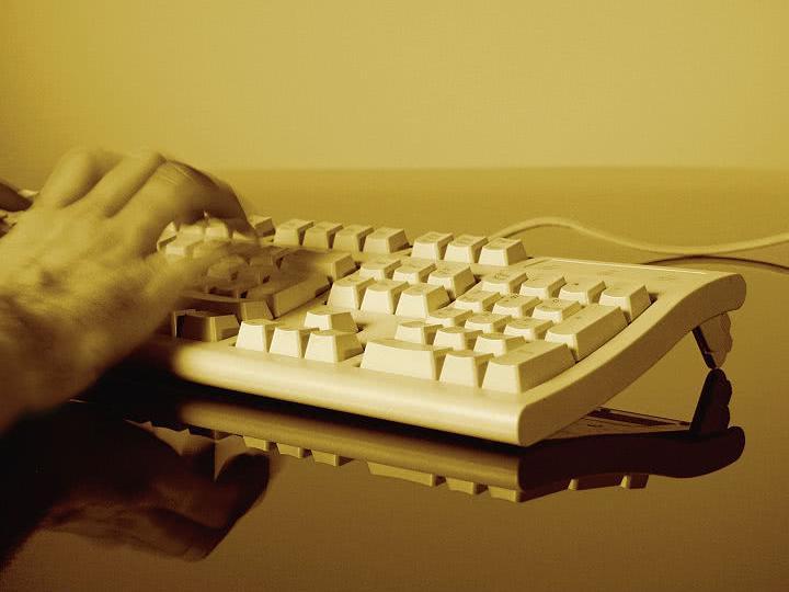 手指起小水泡,伴随着瘙痒感?看看是不是患上这