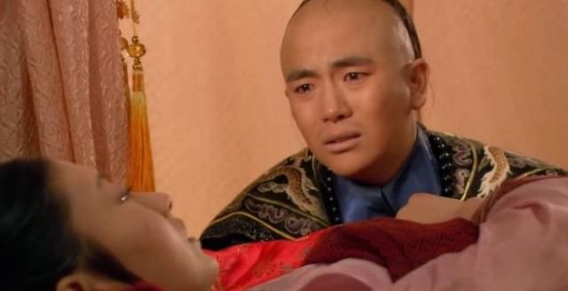 轻松:甄嬛传:斓曦去面试眉庄,轻松获得认可,却因一笑让导演沉下了脸