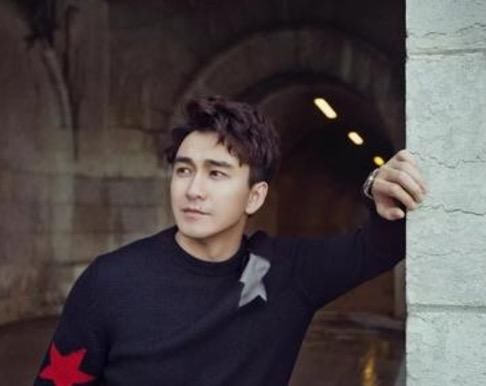 黄晓明深陷股票操纵案，整个娱乐圈都不敢发声，为何他站了出来?