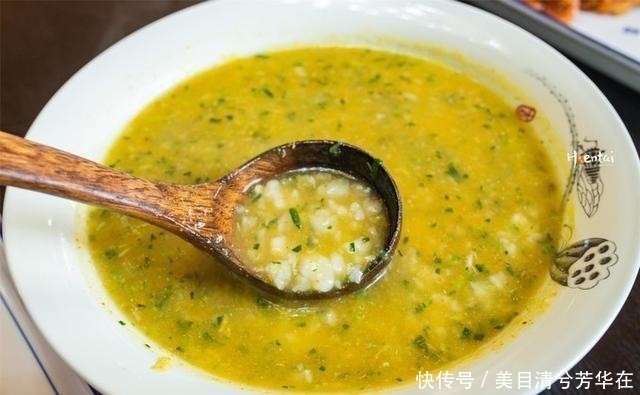 江苏有种名蟹全是“运动员”,用特殊工具捕捞,生长环境优质