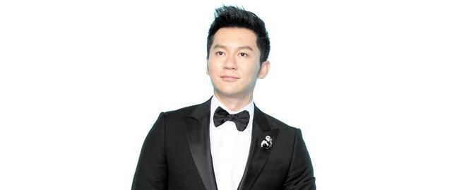 张馨予终于宣布婚讯，男方不出所料是何捷，之前的传言也得到证实