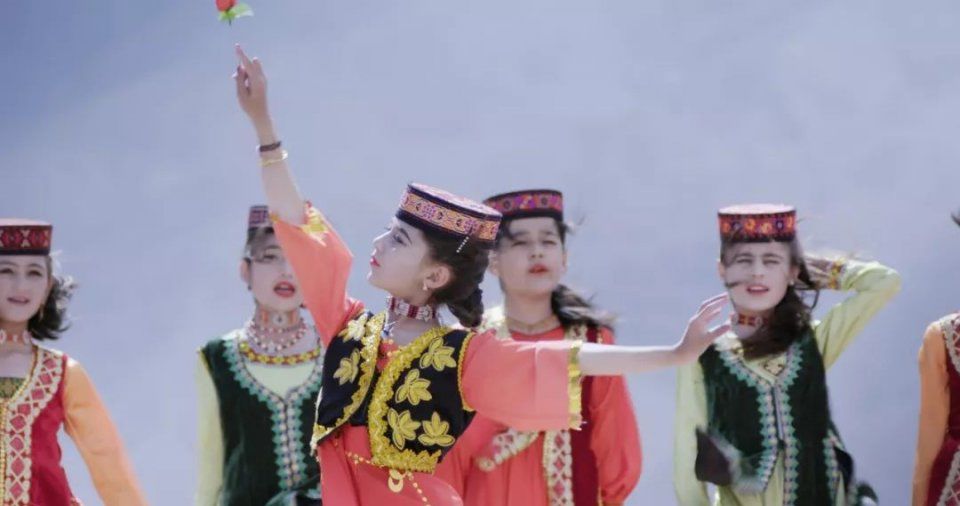 一遇新疆误终身，从此天堂是路人