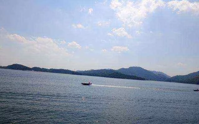 鹧鸪天-咏赋天目湖【2020热门旅游景点】