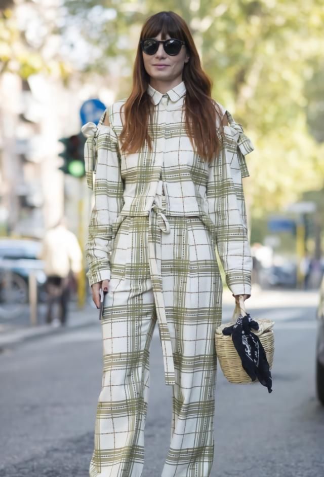 #蝴蝶结#靠着这件蝴蝶结衬衫,找回了女人味
