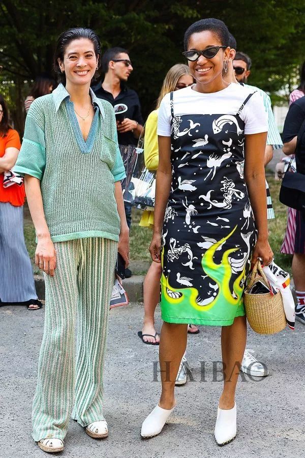 再不抢Zara就断货了!又美又凉快的夏季流行一定要来一件!