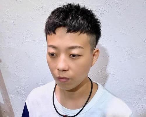  『合适自己』男发想帅就别乱剪，这22款发型足够了，干净，帅气，显精神