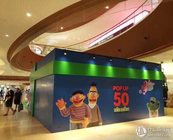 极速过气的换代机?新机来临前夕开箱回顾 小米 MIX 2