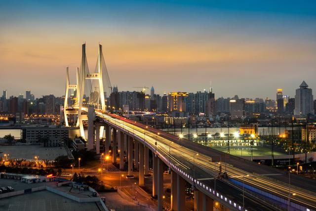 中国最美的大桥，全长846米耗资8.2亿，老外看后都满口称赞