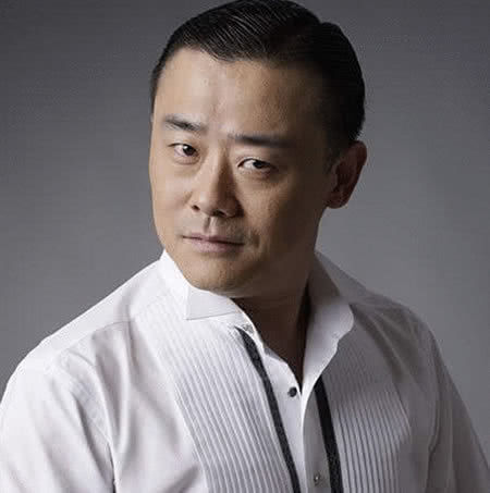 周立波发文斥“吸毒传闻” 称已经在美国准备应对鄢军起诉