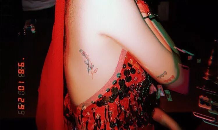 比胸部还要性感,女生的这个部位让人把持不住!