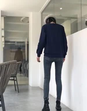  「假胯宽」堪比换腿的神仙牛仔裤！版型最好！百搭又遮肉，显瘦显腿长……