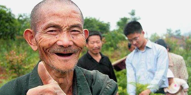  「有钱人」在农村，什么才算有钱人？老农说：符合下面一点的算