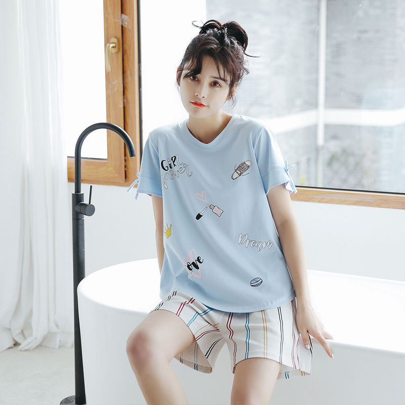 女人洗完澡千万别穿裤子,学学下图的女人,性感抚媚迷死人