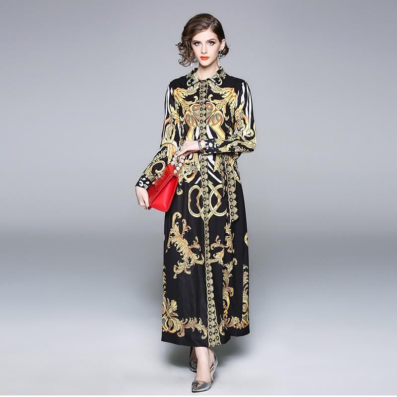 50岁小姨打扮起来真漂亮，如此优雅的秋裙，看上去年轻不少