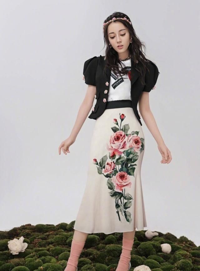 百变热巴时尚大片效果与众不同，没有你想不到，女神不愧是女神