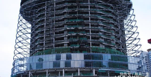  「时间」中国最高的摩天大楼，高达632米118层，总共修建近10年