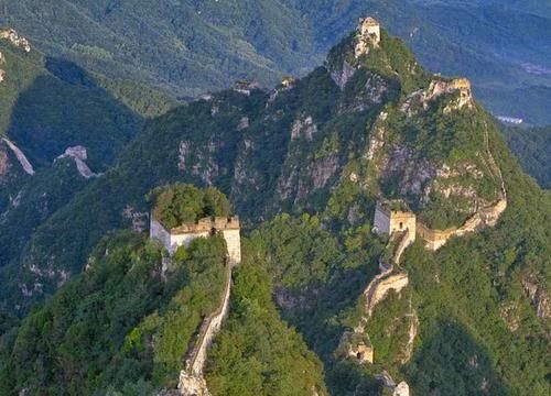 迄今为止，全球最壮观的9个悬崖路径，一个比一个惊险！