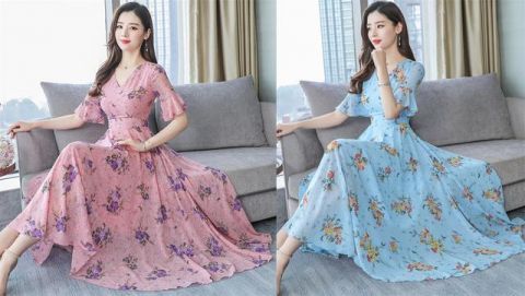  #夏季#微胖妹妹夏季别乱穿，瞧这碎花雪纺裙，时尚显瘦百搭，谁穿谁美
