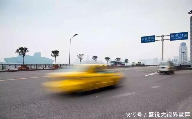  #拖累#重庆，你还要被网红拖累多久