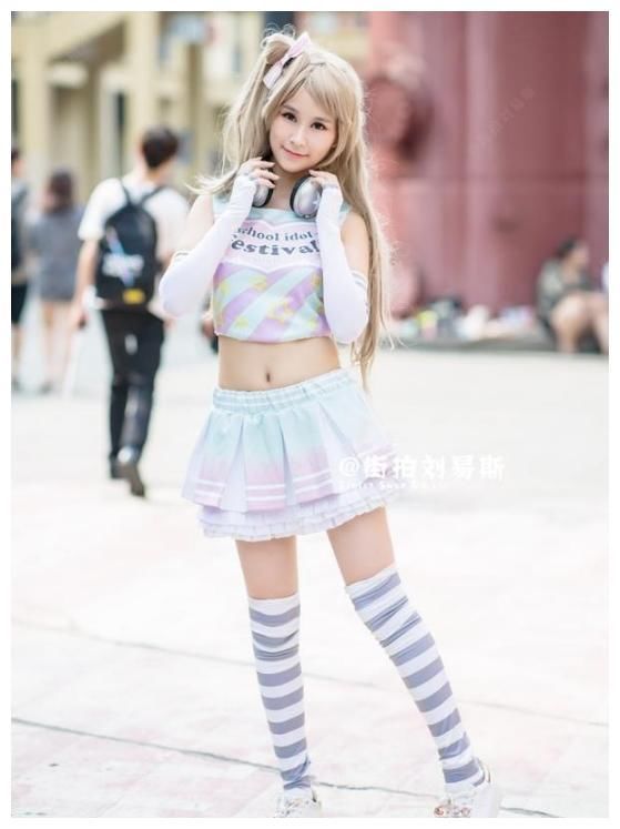 街拍：图1高挑时尚，图3妆容精致，图8凹凸有致