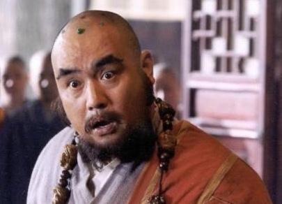  『不戒和尚』同是破戒，为何虚竹获得支持，仪琳她爹不戒和尚遭人白眼