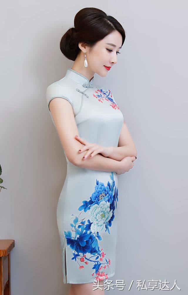 妖娆妩媚又吸睛的短款旗袍裙，男人的最爱