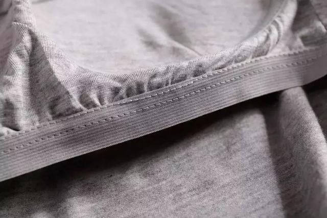 日韩妹子人手一件的神装BraT，夏天不穿内衣也敢上街逛!