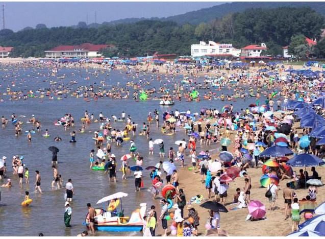 令人神往的北戴河，如今却变成不堪重负，网友：最良心的避暑胜地