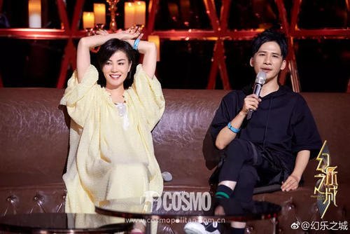 《幻乐之城》就是王菲带领的大型时装秀