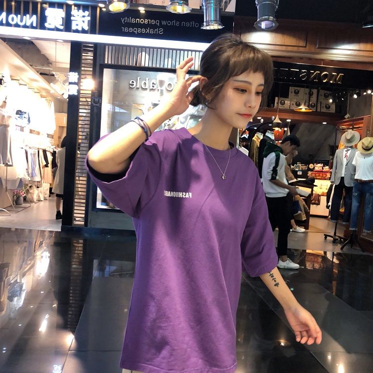 谁说太丰满穿衣不好看?我姐这样穿，简直太有女人味!迷死人了