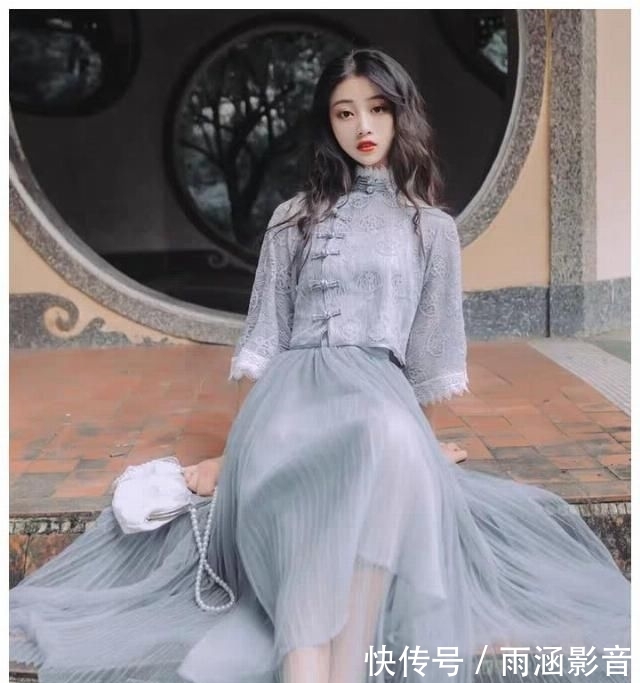  「明你的容貌」心理学：选一件你最喜欢的淑女裙，测你的容貌在班里属于哪个等级
