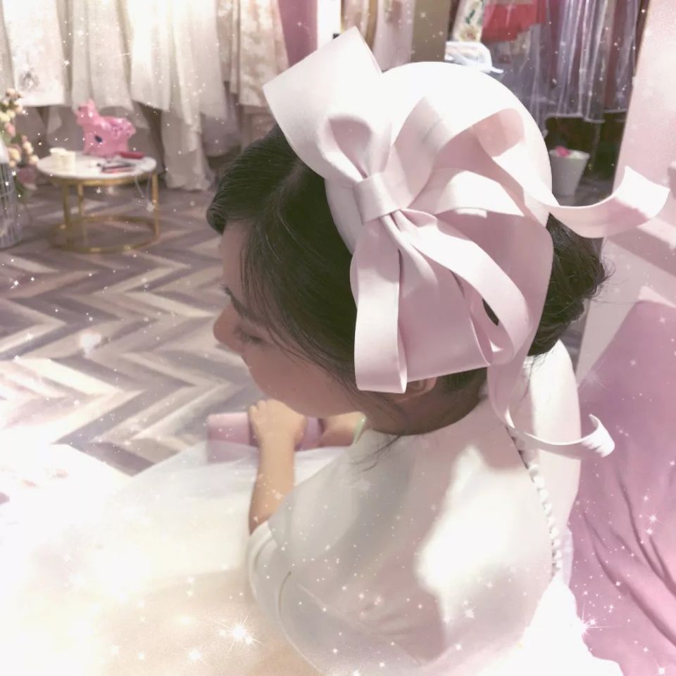 打卡全北京最粉红的婚纱店，我站在店里拍了5000多张照片