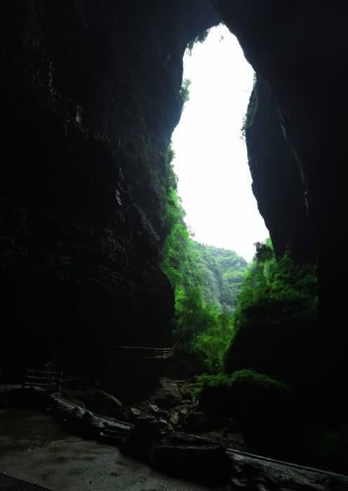 贵州有个不为人知景点，一个神秘的仙境“贵州百慕大”，还有条水