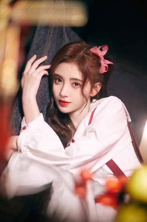 【少女】真羡慕鞠婧祎的少女感，水手服配百褶裙，清甜似校花一般