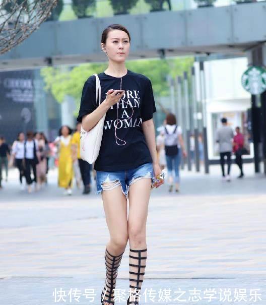 性感街拍：图2的小姐姐优雅迷人，最后一图的少妇你征服不了