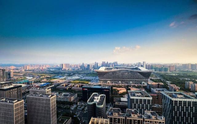 这个城市比成都还牛,曾经是四川的省会,现在却